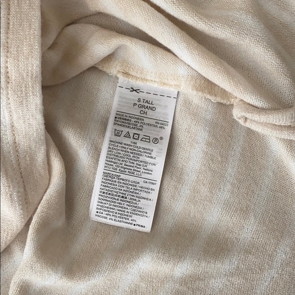 🌸GAP Softspun Tank Top - Size Small Tall - Picture 5 of 7